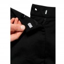 Fermeture du pantalon noir pour serveuse