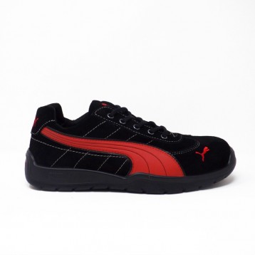 Baskets mixtes de sécurité Puma Silverstone S1P. Rouge et noire, chaussure de securite performante.